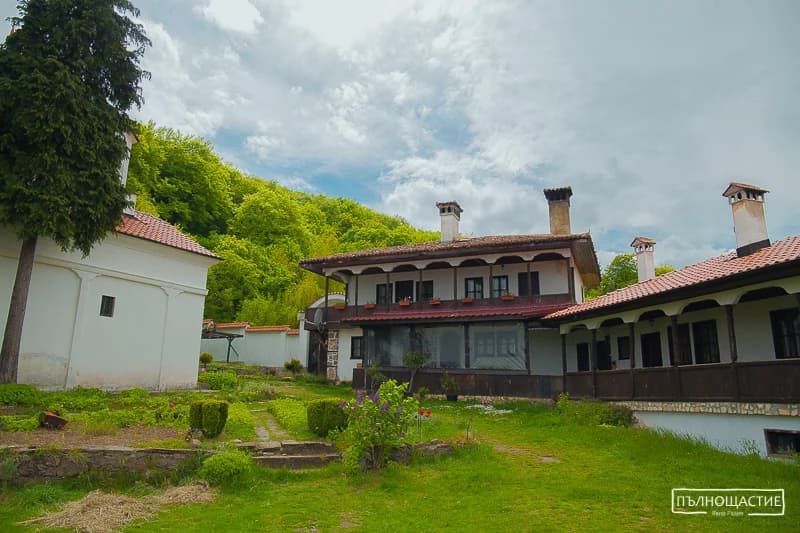 Манастир „Свети Спас“